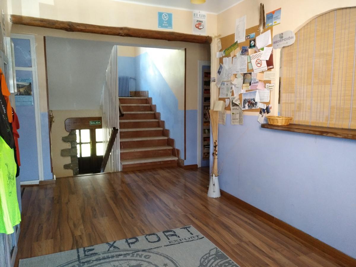 Albergue El Ultimo Bucardo Linás de Broto Esterno foto