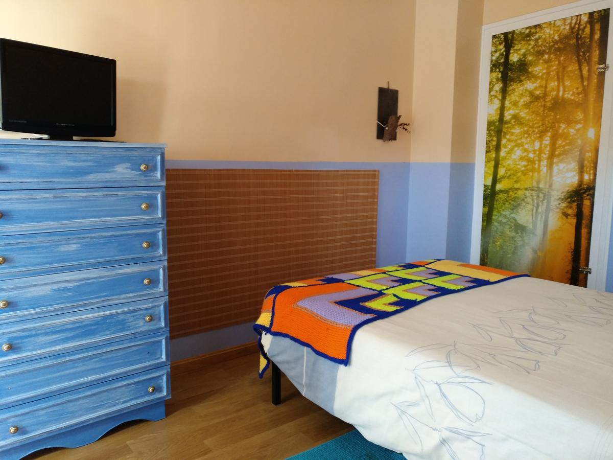 Albergue El Ultimo Bucardo Linás de Broto Esterno foto