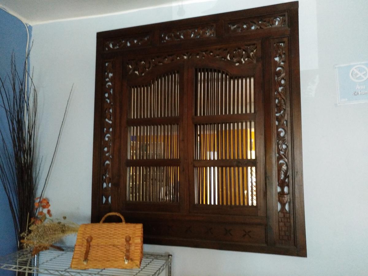 Albergue El Ultimo Bucardo Linás de Broto Esterno foto